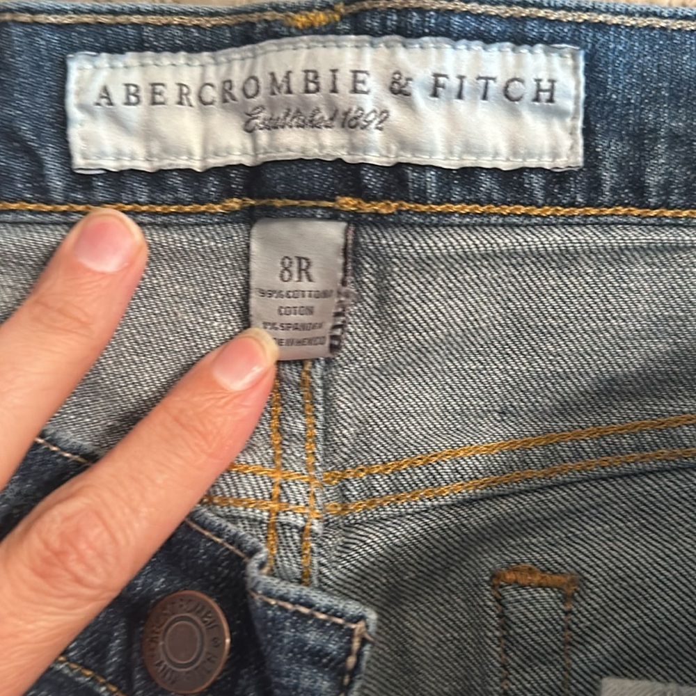 Abercrombie and Fitch - size 8R Emma jeans - casual, lt. wear, great condition. - Picture 3 of 8
